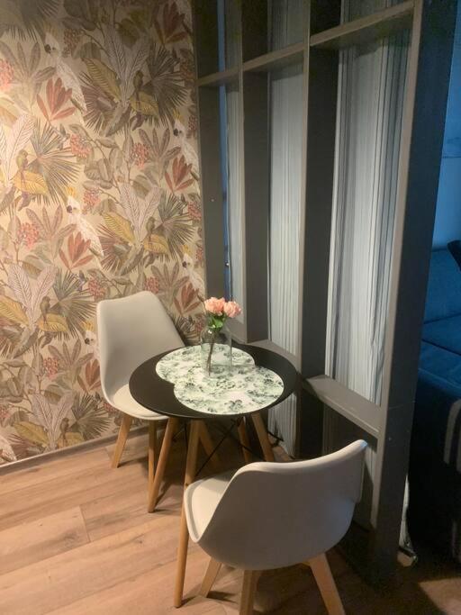 Apartment Near Ozas Vilnius Bagian luar foto
