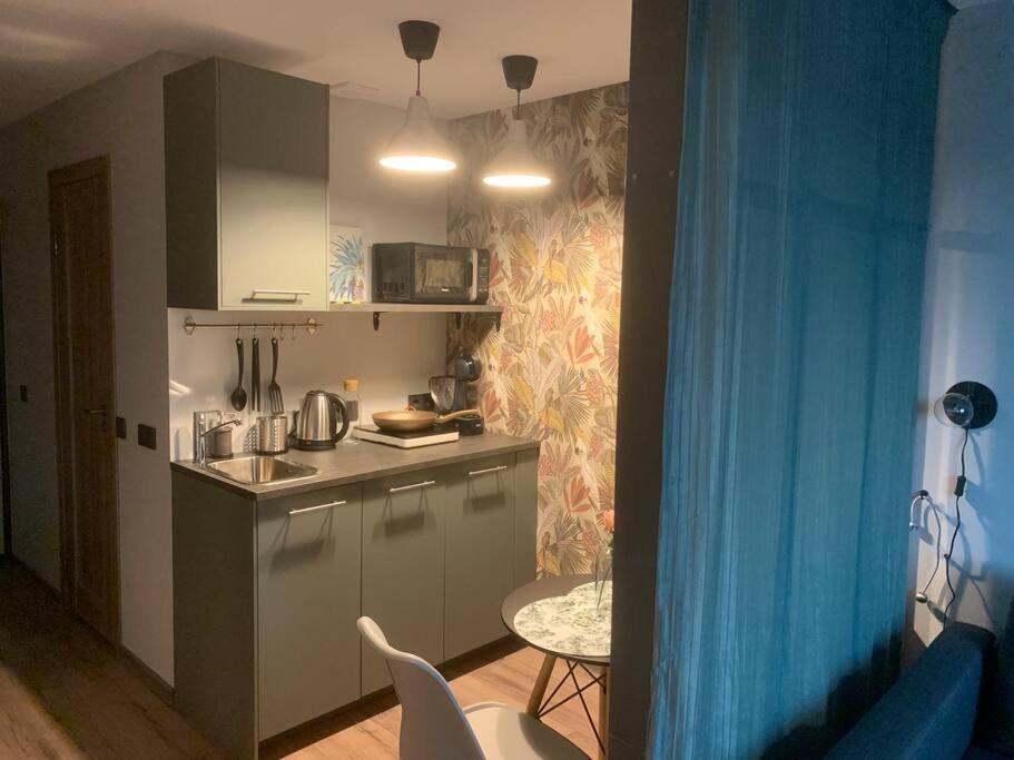 Apartment Near Ozas Vilnius Bagian luar foto